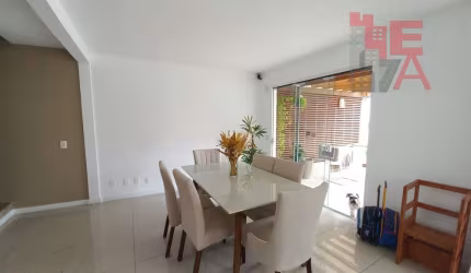Casa à venda no bairro Canto - Florianópolis/SC