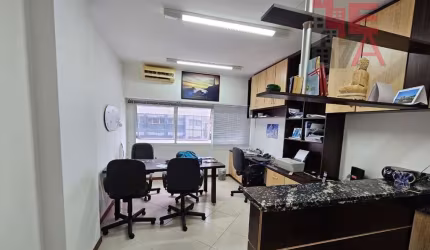 Sala à venda no bairro Trindade - Florianópolis/SC