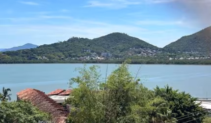 Apartamento à venda no bairro João Paulo - Florianópolis/SC