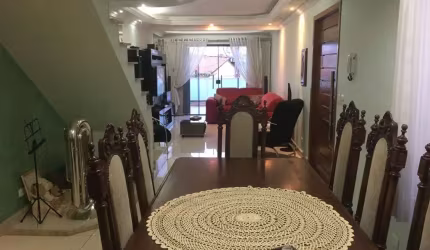 Sobrado à venda no Jardim Brasília (Zona Leste) com 232m² 3 dormitórios 1 suíte 4 banheiros 3 vagas