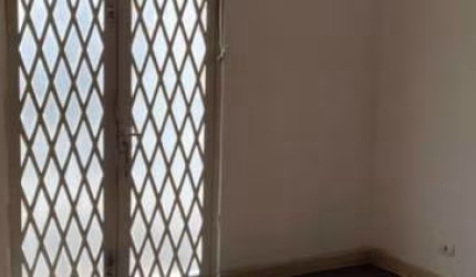 Casa Assobrada a venda 110m² sendo 3 quartos, 2 banheiros e 1 vaga  Lapa