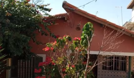Casa na Vila Carmosina