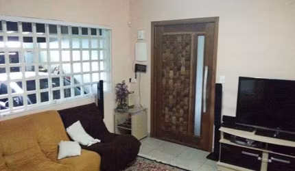 Casa para venda no Campo Belo, 150 metros com 3 quartos e 2 vagas