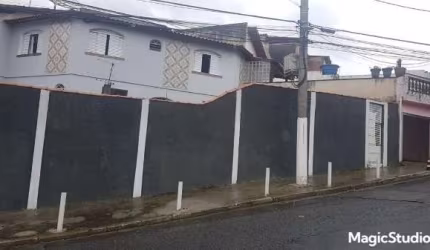 Sobrado à venda no Jardim Eledy com 113m² 3 dormitórios 1 suíte 2 banheiros 5 vagas