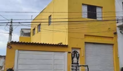 Sobrado à venda na Vila Rio Branco com 240m² 3 dormitórios 1 suíte 2 banheiros 3 vagas