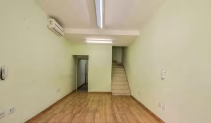 Sobrado comercial/Residencial à venda na Chácara Santo Antônio com 150m² 4 dormitórios 2 banheiros 1 vaga