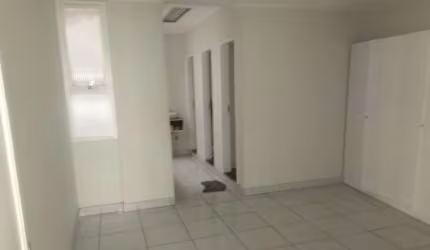 Conj. Comercial à venda 124m² no Centro.