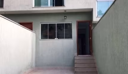 Casa à venda na Vila Pirituba com 126m² 2 dormitórios 2 suítes 3 banheiros 2 vagas