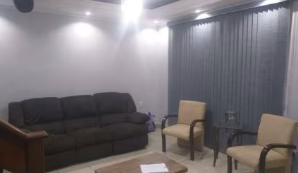 Sobrado á venda 150 metros e 3 quartos na Cidade Líder