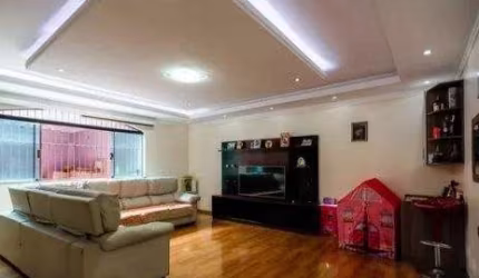 Sobrado à venda na Vila Nova Carolina com 250m² 1 suíte 4 banheiros 5 vagas