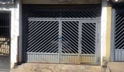 Casa à venda 106m² com 2 dormitórios 2 vagas no Pari.