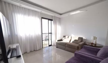 Apartamento de 3 Quartos em Vila Monumento