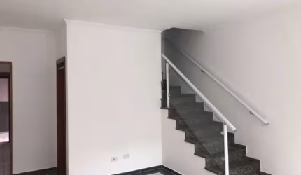 Casa à venda no Vila Siqueira (Zona Norte) 124m² com 3 dormitórios 1 suíte 3 banheiros 2 vagas.