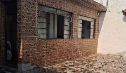 Casa à venda no Parque Residencial Oratorio com 150m² 4 dormitórios 3 banheiros 7 vagas