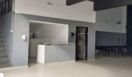 Galpão à venda no Jardim Sônia (Zona Sul) com 370m² 4 banheiros 5 salas 5 vagas
