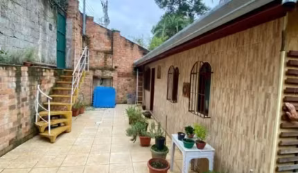 Chácara à venda no Horto Florestal com 150m² com 2 dormitórios 2 banheiros 4 vagas