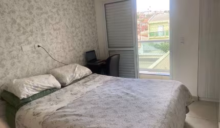 Casa - 3 dorm., 2 banheiros, 2 vagas 120m² - Vila Alpina