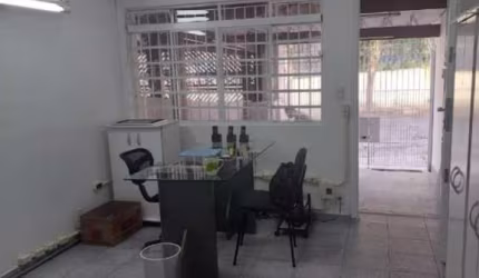 Sobrado à venda na Vila Butantã com 100m² 2 dormitórios 2 banheiros 1 vaga