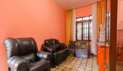 Casa à venda no Cupecê com 140m² 4 dormitórios 2 suítes 4 banheiros 2 vagas