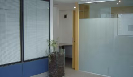 Sala Comercial à venda no Edifício Liberty Offices no Jardim Paulista com 72m²