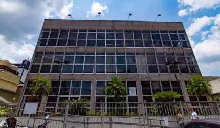 Prédio Comercial para Aluguel na Santo Amaro