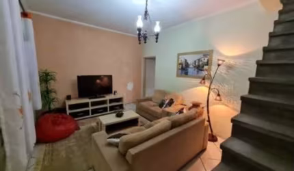 Casa a venda 240 m², 03 dormitórios, 01 suíte e 02 vagas Capão Redondo