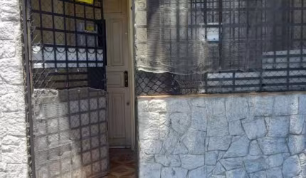 Casa a venda na Vila Ipojuca 103m² 2 dormitórios 1 banheiro sem vaga