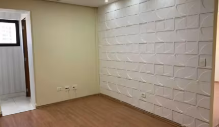 Sala Comercial à Venda em São Paulo-SP, na Aclimação: 04 Salas, 2 Banheiros, 01 Vaga de Garagem, 60,00 m² de Área.