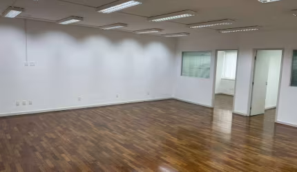 Sala Comercial à Venda na Consolação