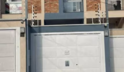 Sobrado à venda na Vila Moinho Velho com 180m² 3 dormitórios 1 suíte 3 banheiros 4 vagas