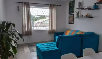 Casa Térrea à venda na Cidade Vargas com 220m² 2 dormitórios 3 banheiros 3 vagas