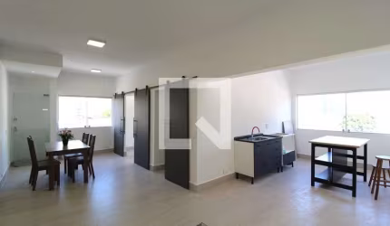 Apartamento à Venda - Itaim Bibi, 2 Quartos,  74 m2