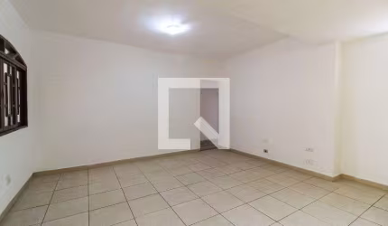 Casa à Venda - Vila Jacuí, 3 Quartos,  250 m2