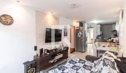 Casa à Venda - Vila Ede, 2 Quartos,  200 m2