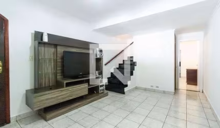 Casa à Venda - Vila Jacuí, 3 Quartos,  200 m2