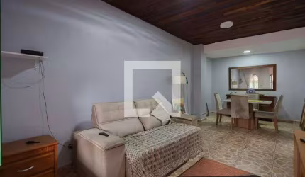 Casa à Venda - Santana, 6 Quartos,  225 m2