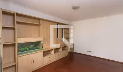 Casa à Venda - Jardim Monte Kemel, 2 Quartos,  135 m2