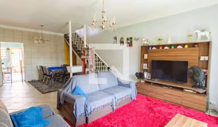 Casa à Venda - Vila Carrão, 3 Quartos,  240 m2