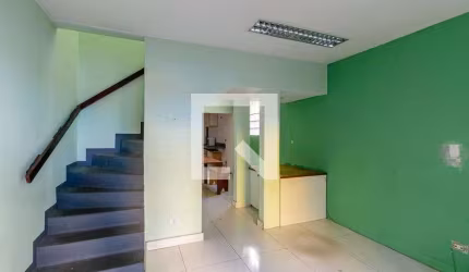 Casa à Venda - Santa Cecília, 2 Quartos,  120 m2
