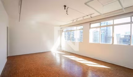 Apartamento à Venda - Jardim Paulista, 2 Quartos,  116 m2