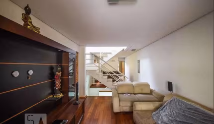 Casa à Venda - Jardim Londrina, 3 Quartos,  180 m2