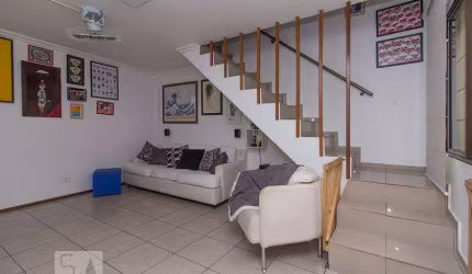 Casa à Venda - Bom Retiro, 3 Quartos,  102 m2