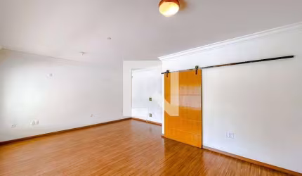 Casa à Venda - Jardim Anália Franco, 3 Quartos,  130 m2