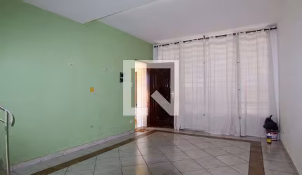 Casa à Venda - Vila Santa Clara, 2 Quartos,  280 m2