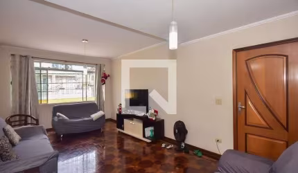 Casa à Venda - Vila Sônia, 3 Quartos,  140 m2