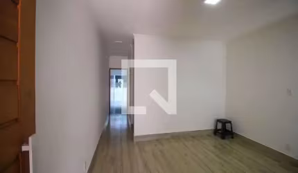 Casa à Venda - Vila Santa Clara, 3 Quartos,  120 m2