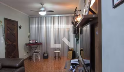 Casa à Venda - Jardim Éster Yolanda, 3 Quartos,  125 m2