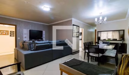 Casa à Venda - Vila das Mercês, 3 Quartos,  220 m2