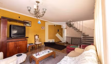 Casa à Venda - Vila Carrão, 4 Quartos,  225 m2