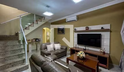 Casa à Venda - Vila Amália, 3 Quartos,  290 m2